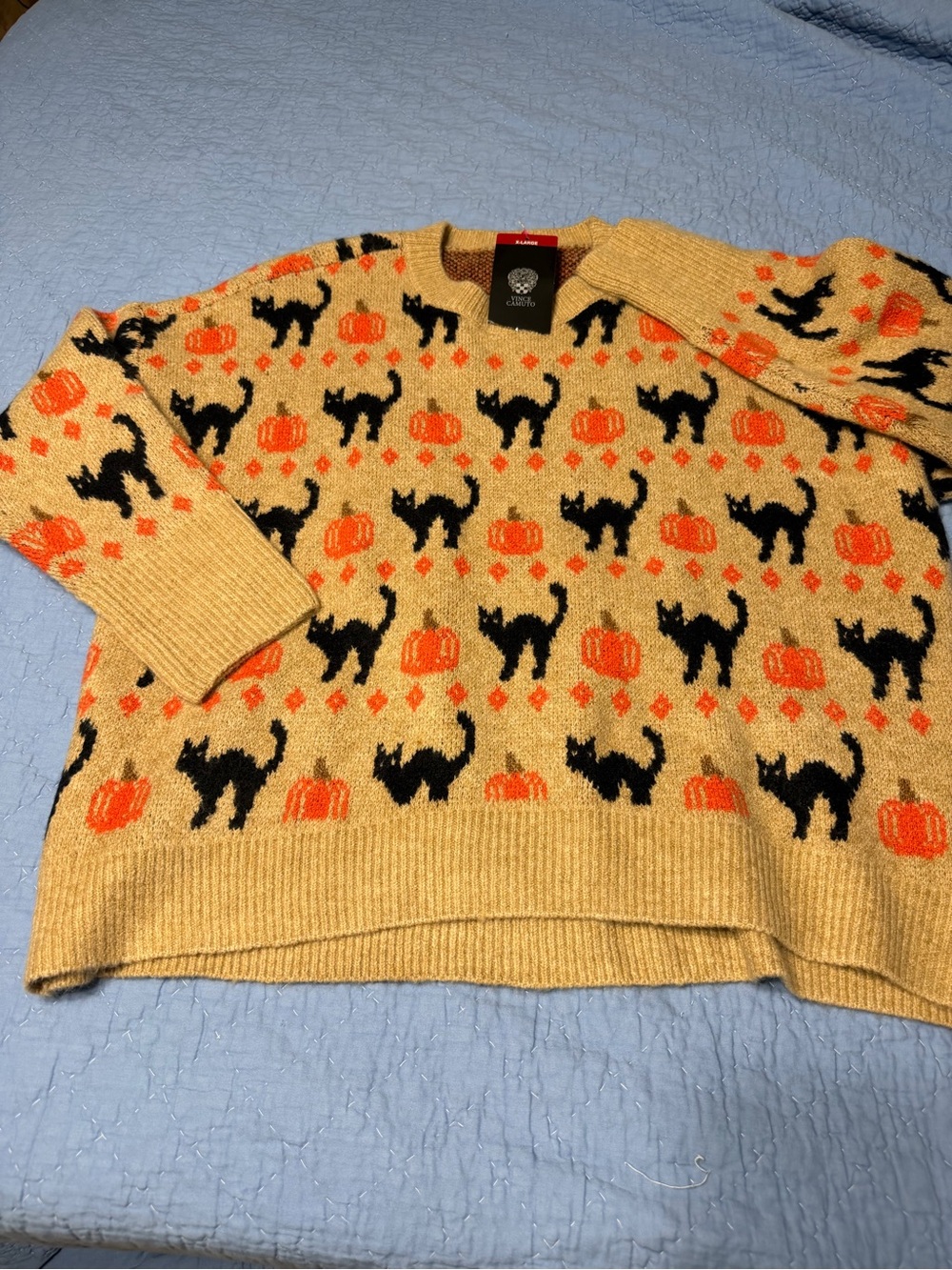 Vince Camuto Beige Crewneck Sweater with Black Cat & Orange Pumpkin Motif